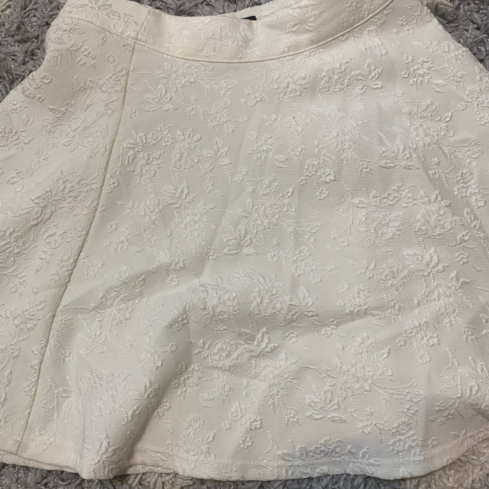 Forever 21 creme/white circle skirt